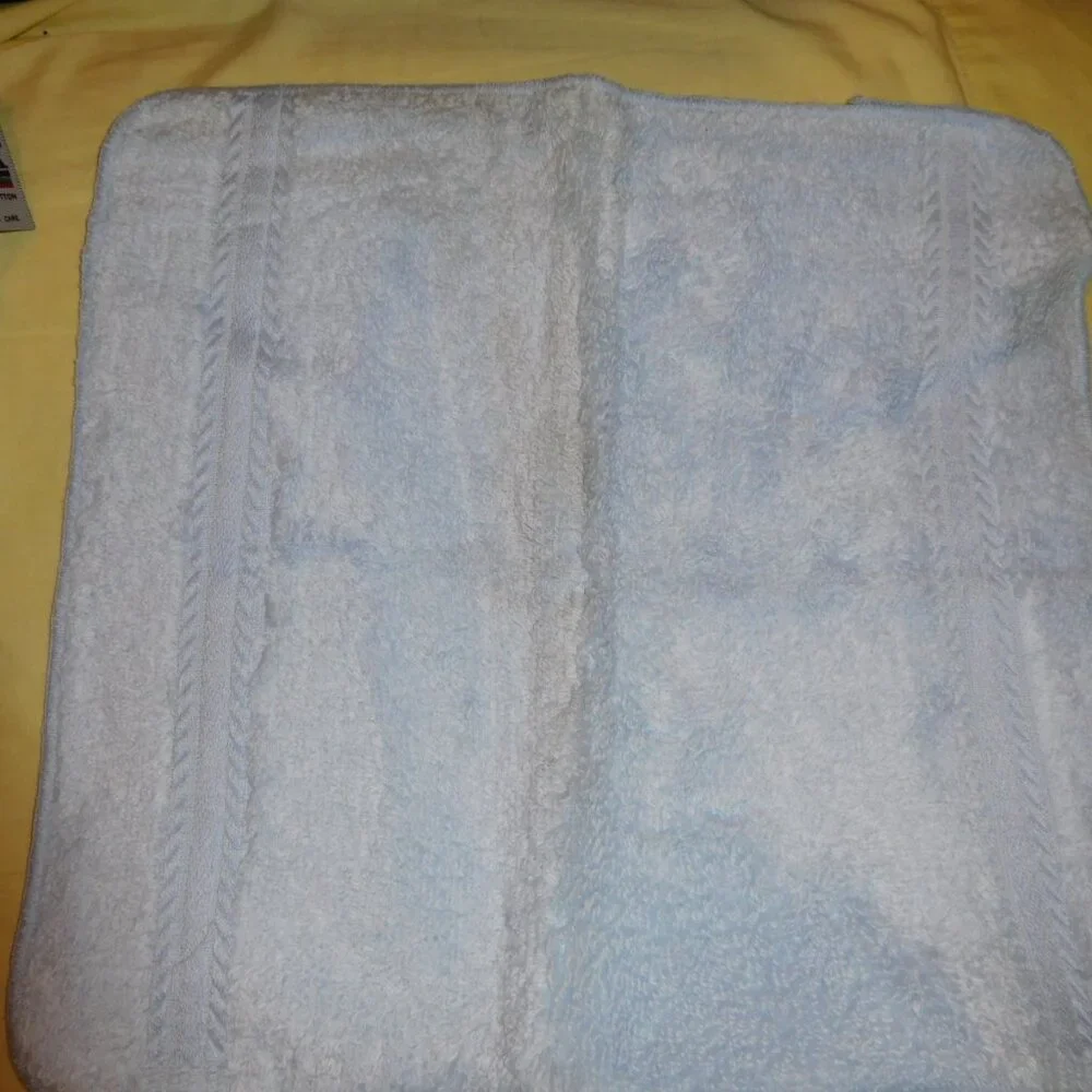 NOS 2 LIGHT BLUE WASHCLOTHS UTICA USA MADE MCM VINTAGE